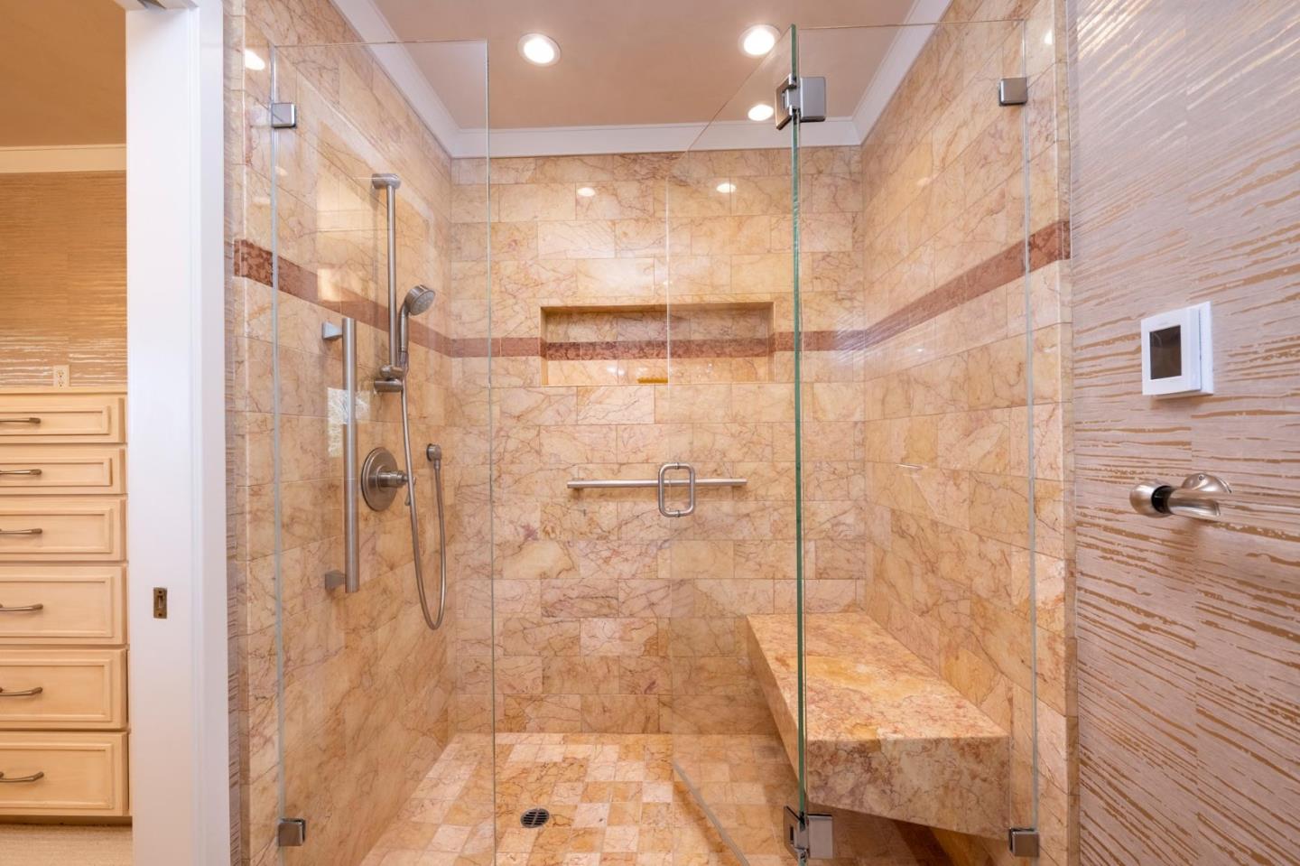 Detail Gallery Image 13 of 26 For 578 Cresta Vista Ln, Portola Valley,  CA 94028 - 3 Beds | 3/1 Baths