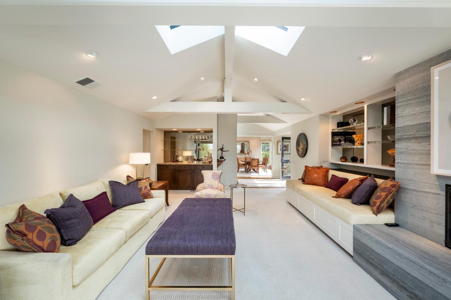 Detail Gallery Image 4 of 26 For 578 Cresta Vista Ln, Portola Valley,  CA 94028 - 3 Beds | 3/1 Baths