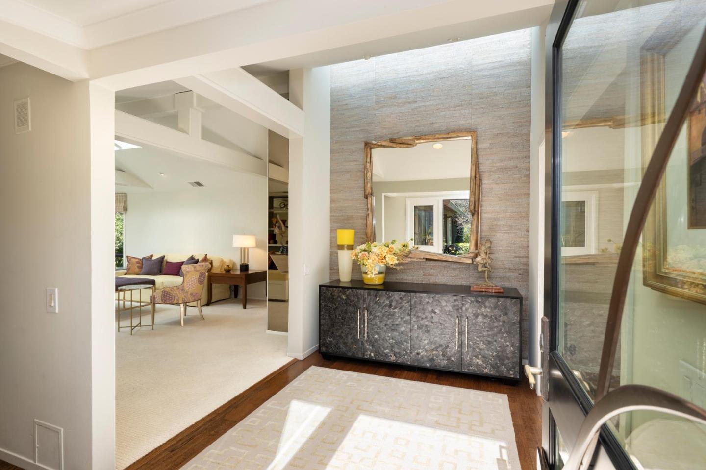 Detail Gallery Image 5 of 26 For 578 Cresta Vista Ln, Portola Valley,  CA 94028 - 3 Beds | 3/1 Baths