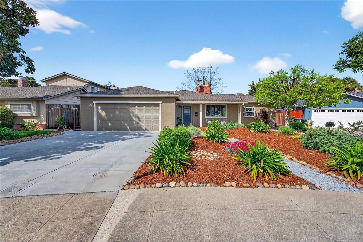 1102 Blue Lake Square, Mountain View, CA, 94040