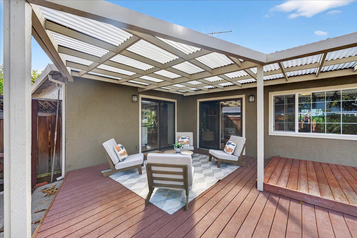 Detail Gallery Image 41 of 46 For 1312 Lubich Dr, Mountain View,  CA 94040 - 4 Beds | 2/1 Baths