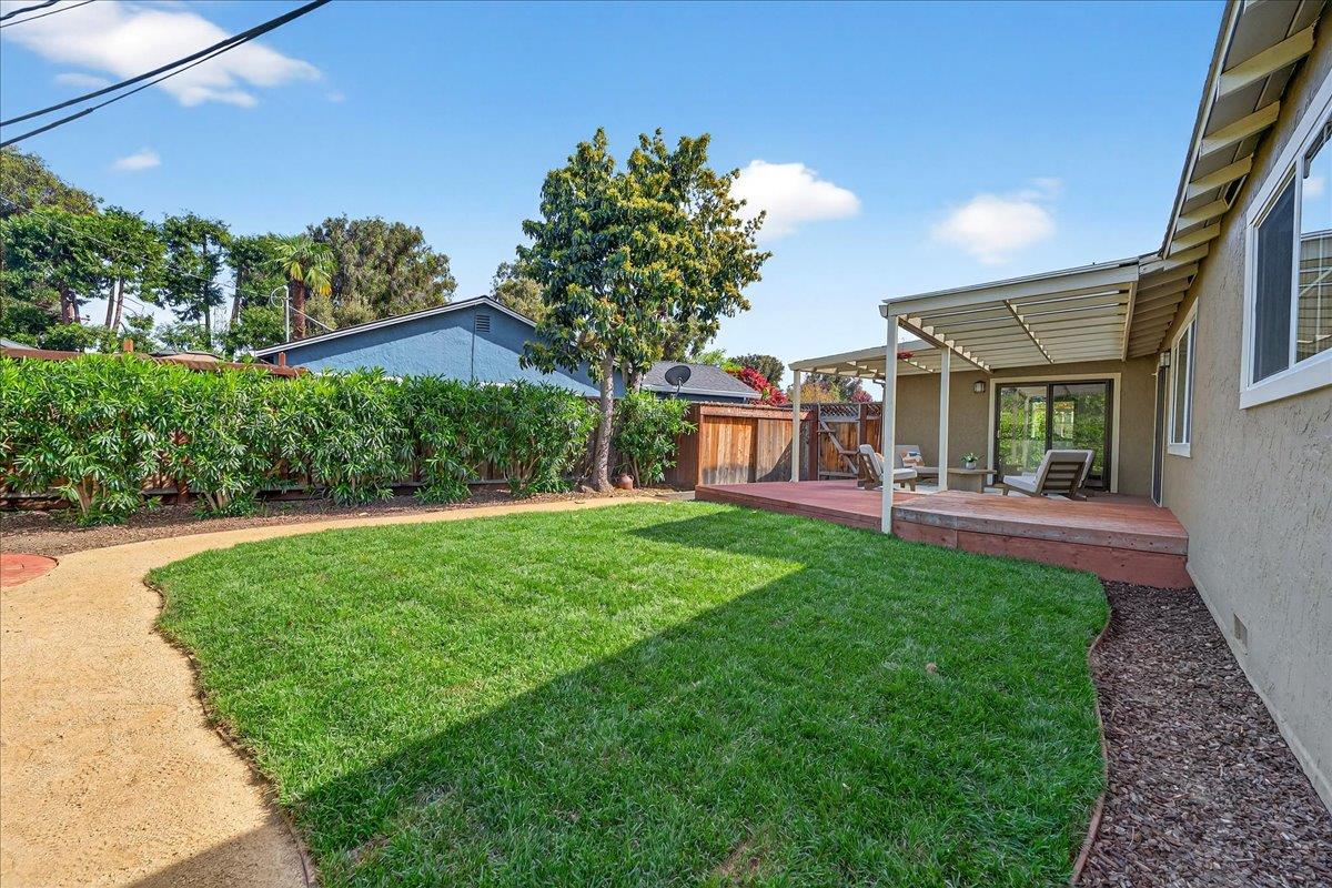 Detail Gallery Image 44 of 46 For 1312 Lubich Dr, Mountain View,  CA 94040 - 4 Beds | 2/1 Baths