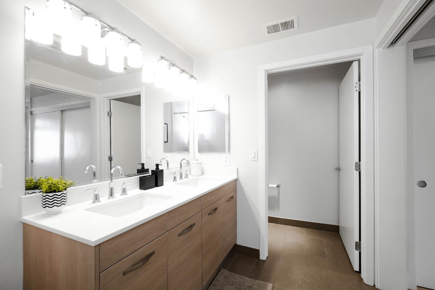 Detail Gallery Image 19 of 58 For 555 Ygnacio Valley Rd #218,  Walnut Creek,  CA 94596 - 2 Beds | 2 Baths