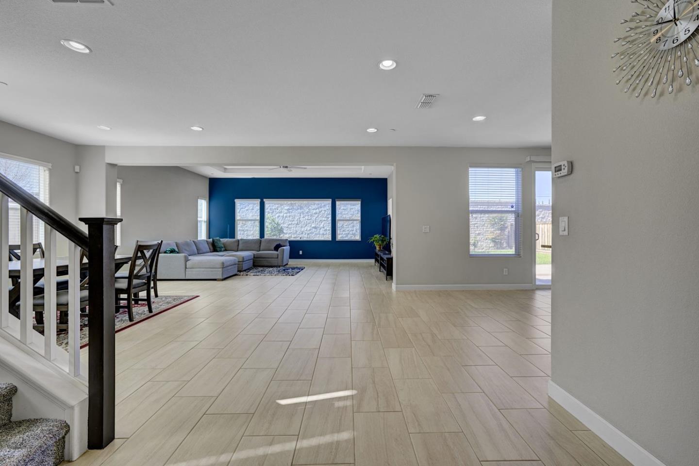 Detail Gallery Image 6 of 48 For 2481 Coloma Ln, Tracy,  CA 95376 - 4 Beds | 3 Baths