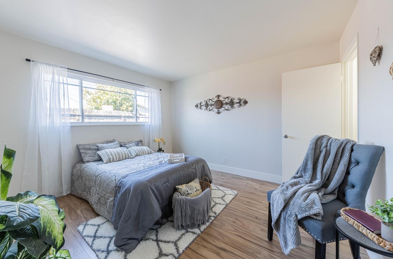 Detail Gallery Image 12 of 27 For 1489 Lassen Ave, Salinas,  CA 93906 - 4 Beds | 2 Baths