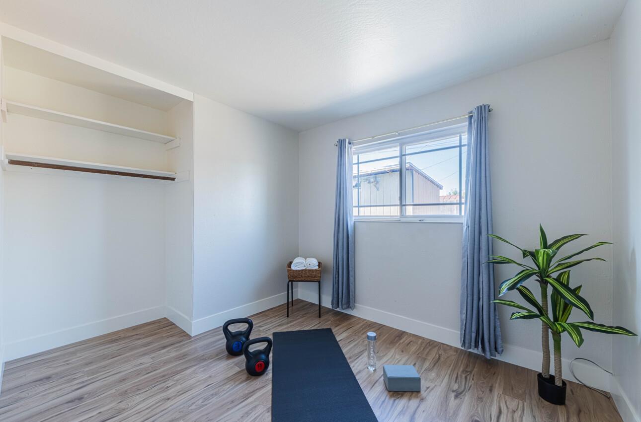 Detail Gallery Image 15 of 27 For 1489 Lassen Ave, Salinas,  CA 93906 - 4 Beds | 2 Baths