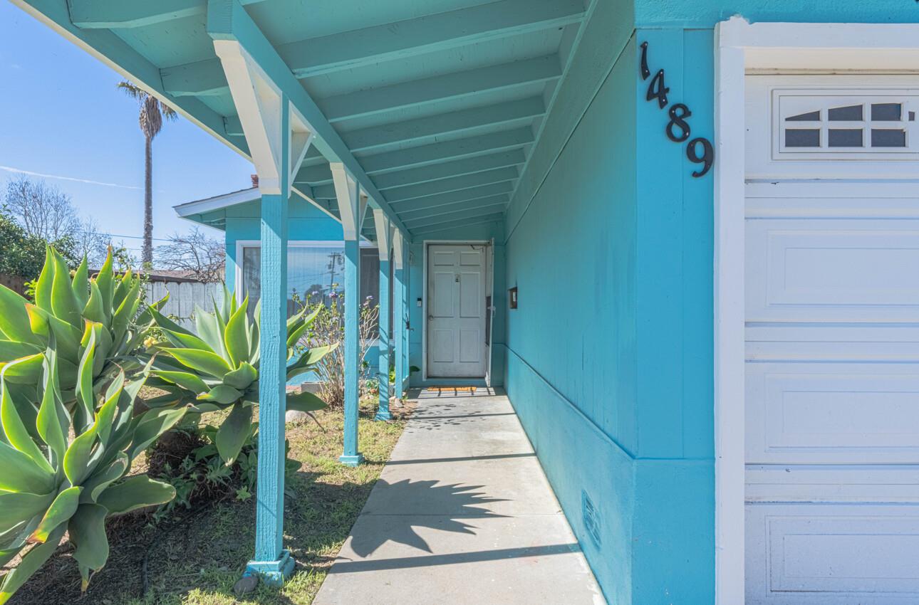 Detail Gallery Image 2 of 27 For 1489 Lassen Ave, Salinas,  CA 93906 - 4 Beds | 2 Baths