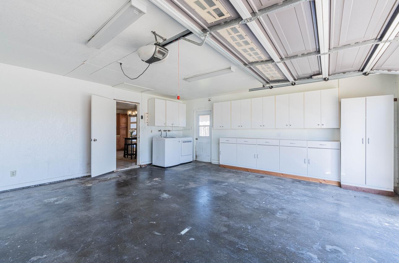 Detail Gallery Image 21 of 27 For 1489 Lassen Ave, Salinas,  CA 93906 - 4 Beds | 2 Baths