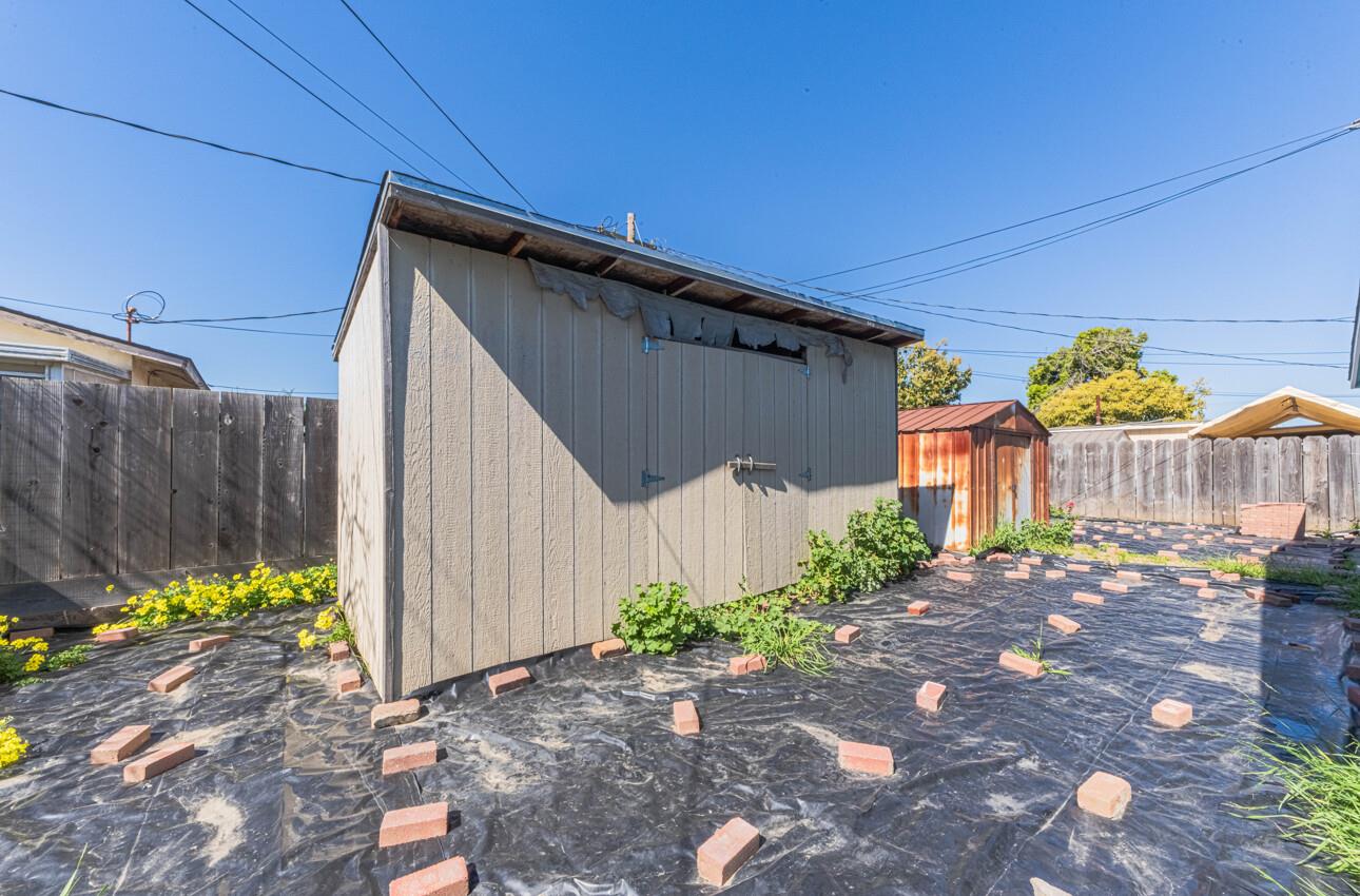 Detail Gallery Image 24 of 27 For 1489 Lassen Ave, Salinas,  CA 93906 - 4 Beds | 2 Baths