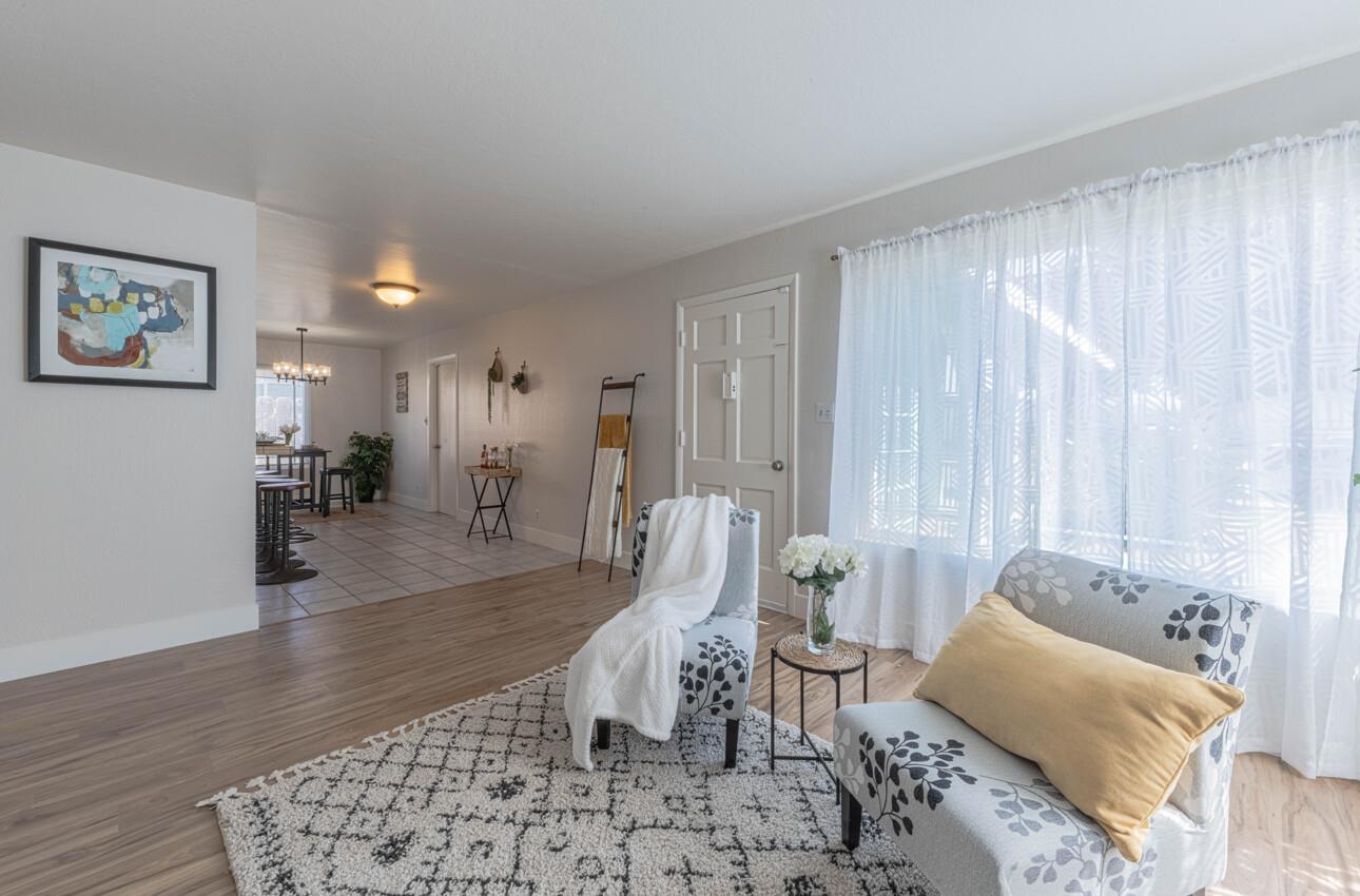 Detail Gallery Image 6 of 27 For 1489 Lassen Ave, Salinas,  CA 93906 - 4 Beds | 2 Baths