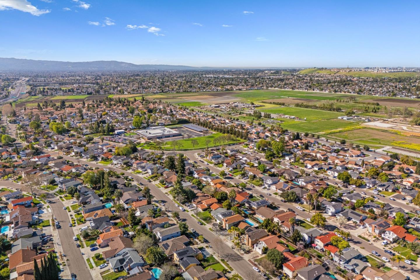 Detail Gallery Image 34 of 38 For 345 Avenida Arboles, San Jose,  CA 95123 - 4 Beds | 3 Baths