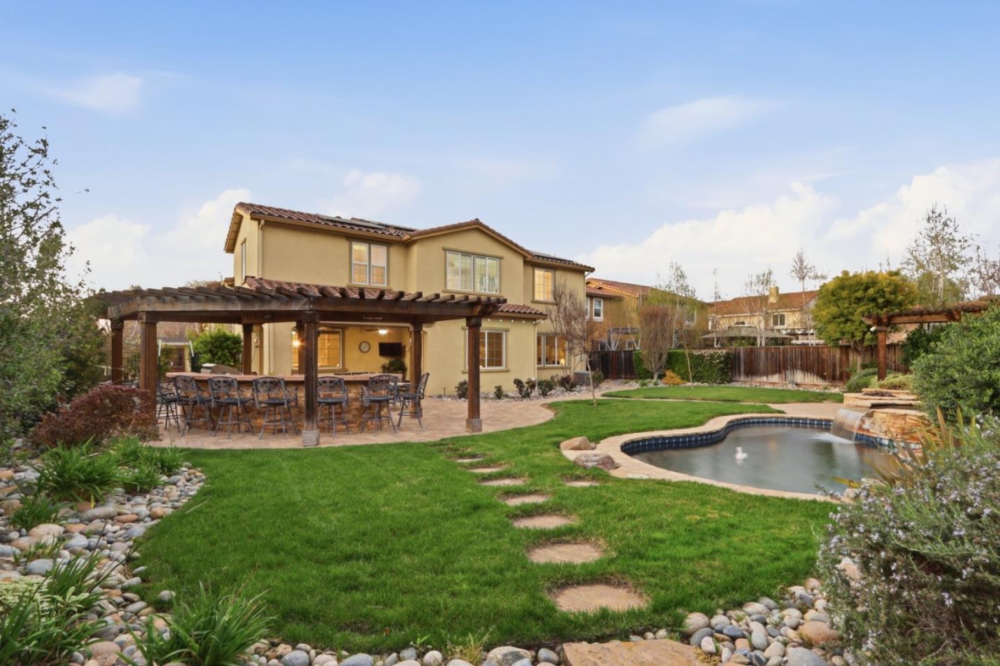 Detail Gallery Image 37 of 47 For 50 Tilton Ave, Morgan Hill,  CA 95037 - 5 Beds | 3/1 Baths