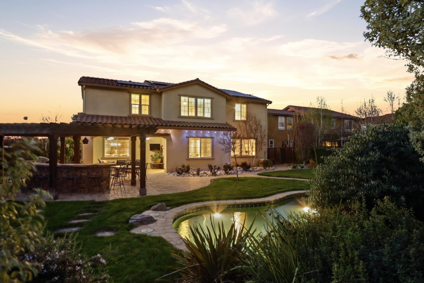 Detail Gallery Image 39 of 47 For 50 Tilton Ave, Morgan Hill,  CA 95037 - 5 Beds | 3/1 Baths