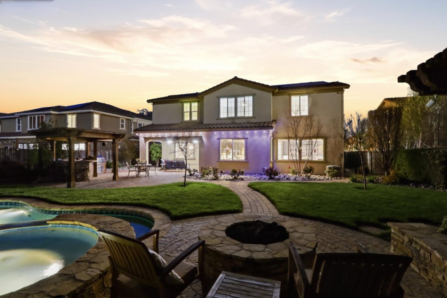 Detail Gallery Image 43 of 47 For 50 Tilton Ave, Morgan Hill,  CA 95037 - 5 Beds | 3/1 Baths