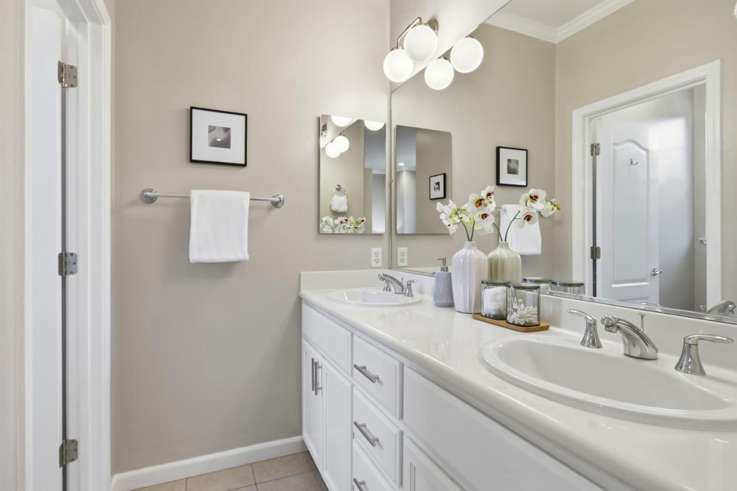 Detail Gallery Image 24 of 29 For 483 Tea Tree Ter, Sunnyvale,  CA 94086 - 3 Beds | 2/1 Baths