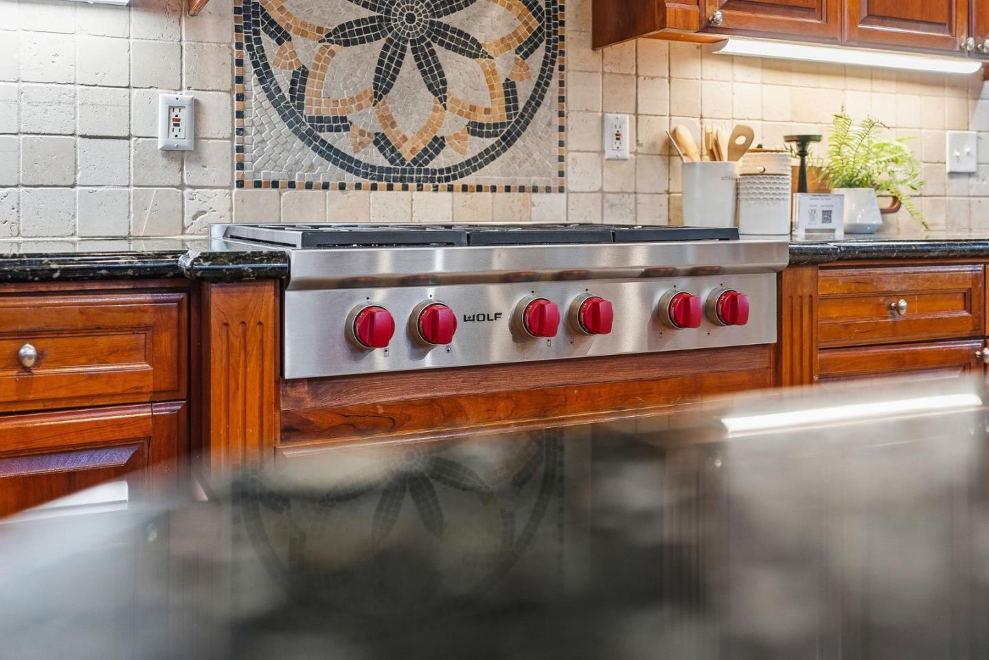 Detail Gallery Image 46 of 98 For 20397 Almaden Rd, San Jose,  CA 95120 - 4 Beds | 4/1 Baths