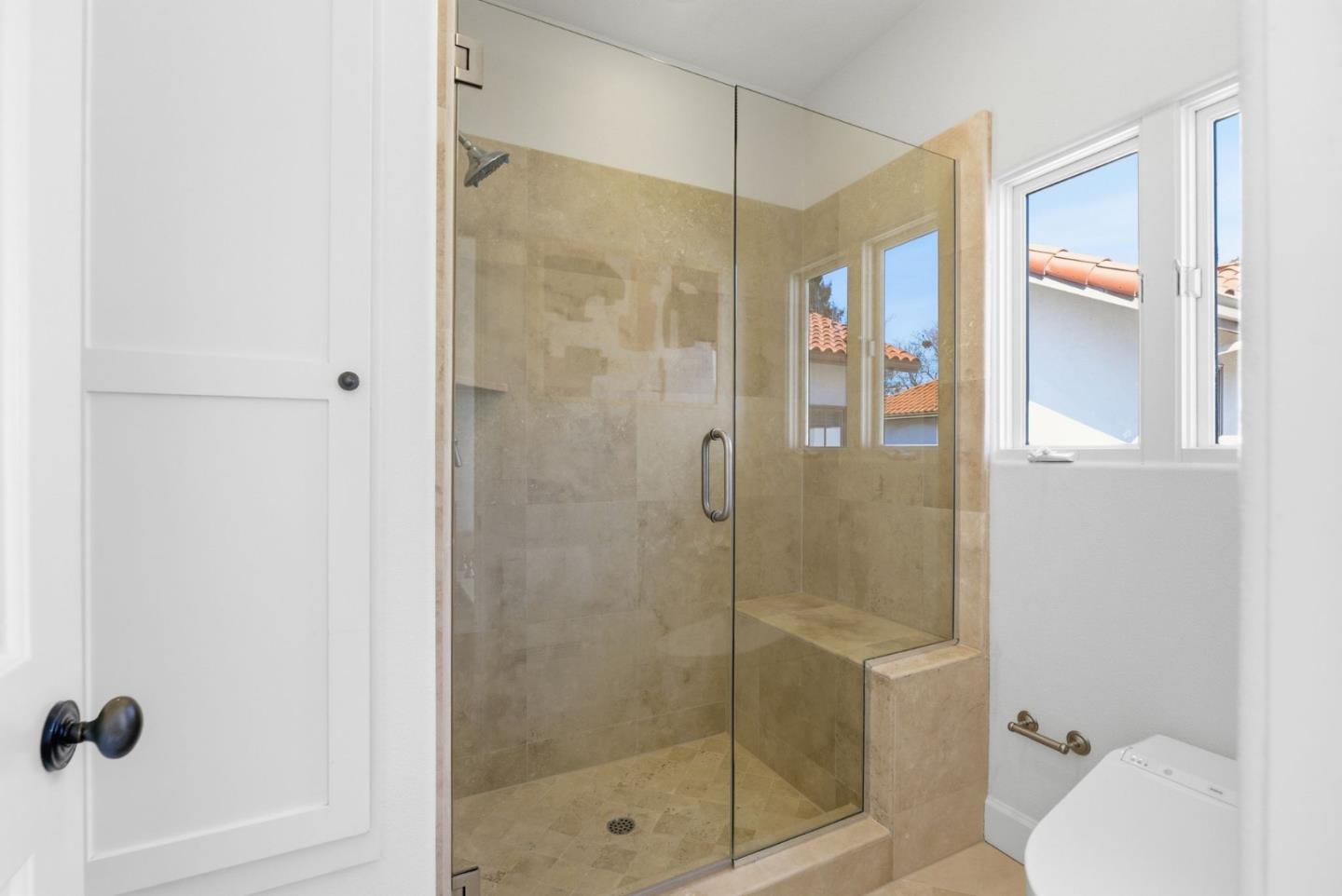 Detail Gallery Image 14 of 20 For 1333 Hoover St, Menlo Park,  CA 94025 - 2 Beds | 2/1 Baths