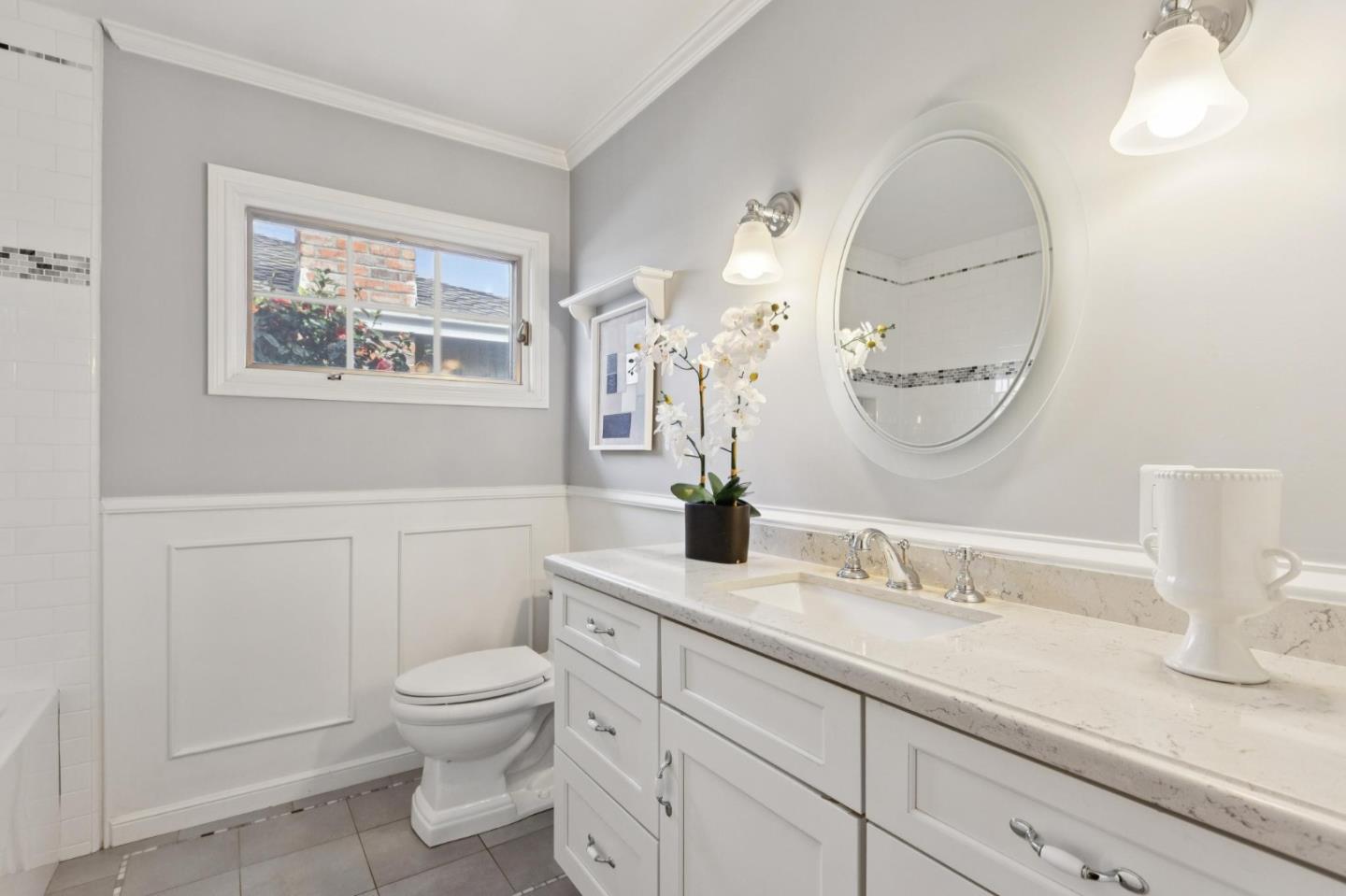 Detail Gallery Image 23 of 30 For 40 Robin Way, San Carlos,  CA 94070 - 2 Beds | 2 Baths