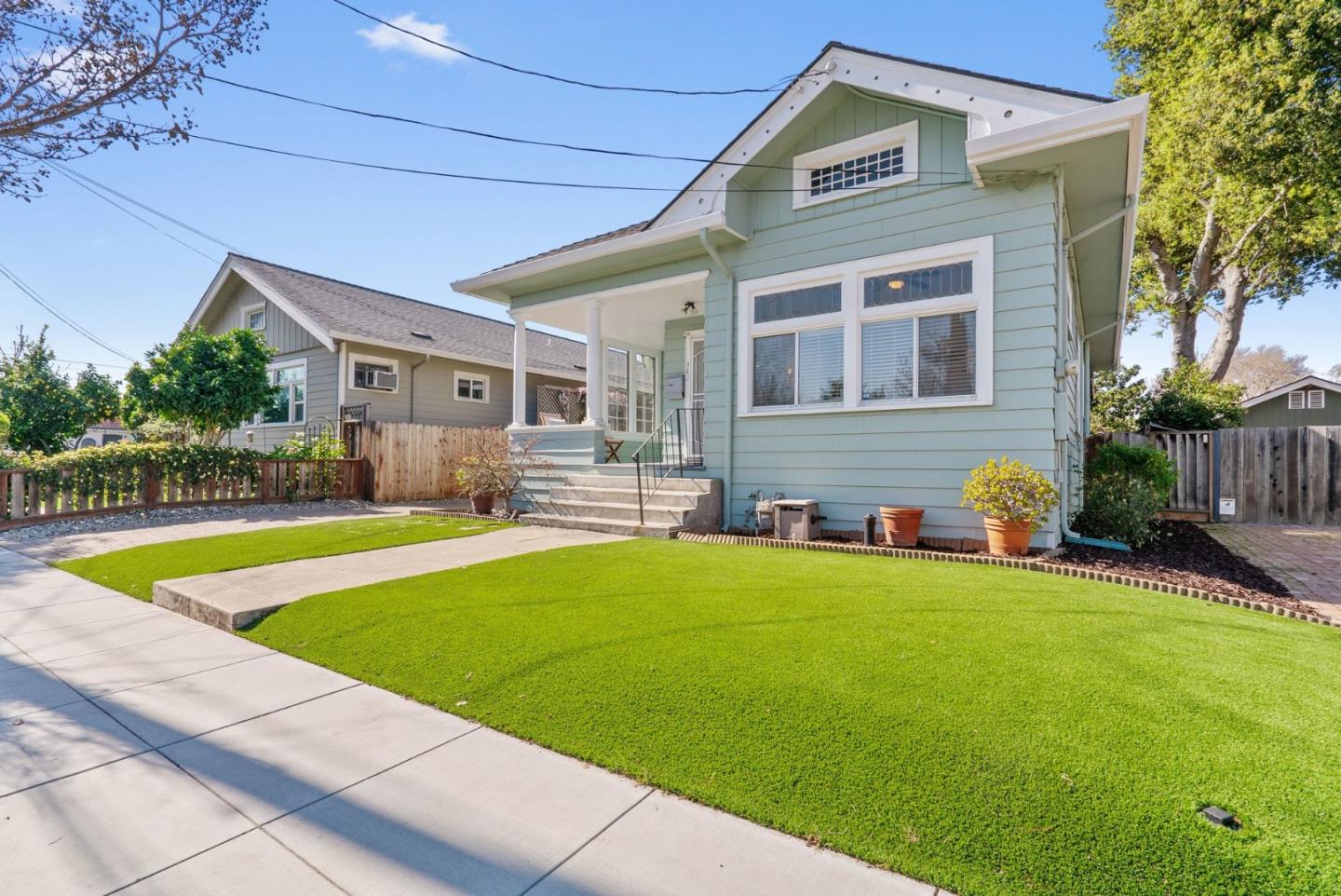 Front Image Thumbnail for ML82037257