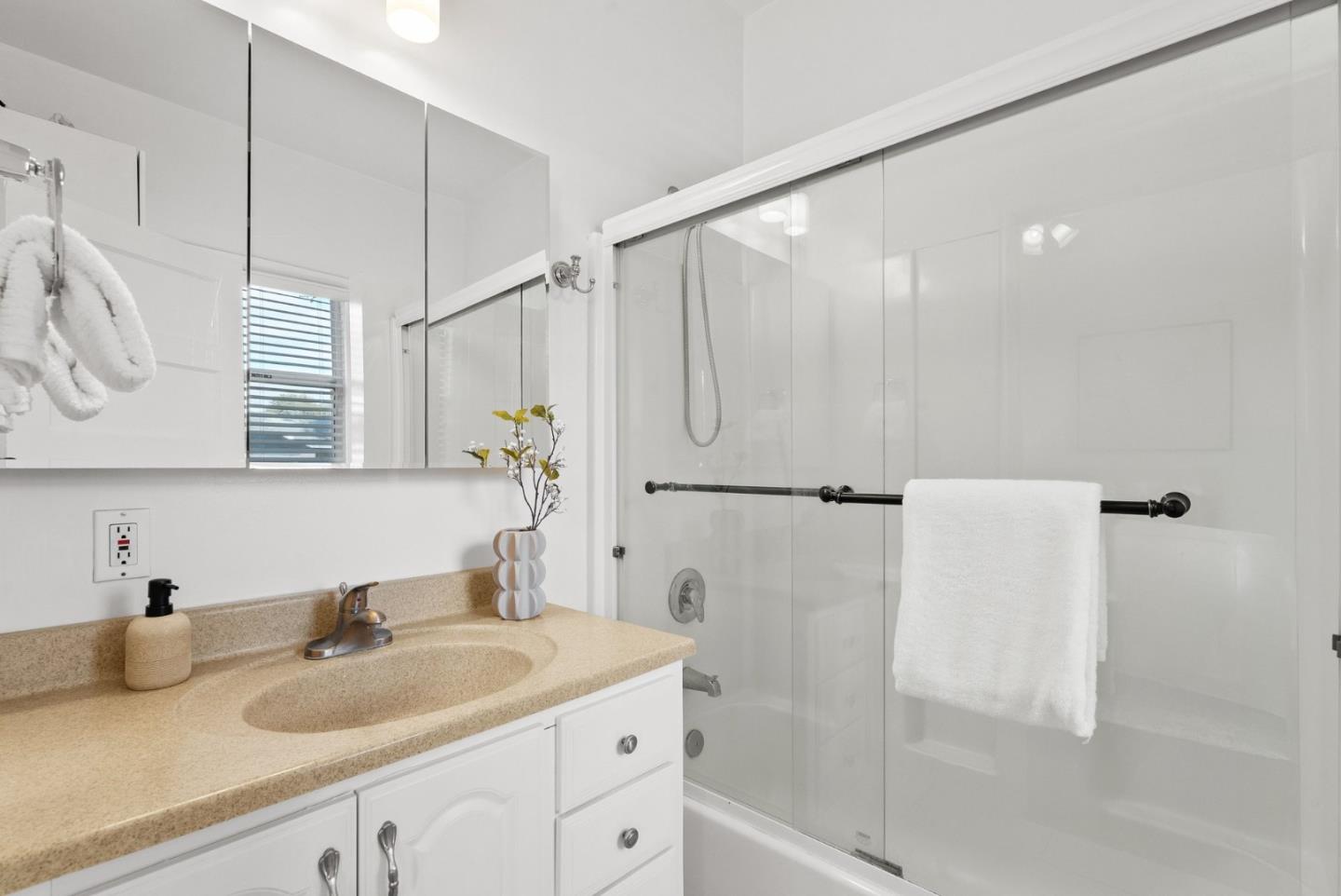 Detail Gallery Image 32 of 45 For 403 N 12th St, San Jose,  CA 95112 - 2 Beds | 2 Baths