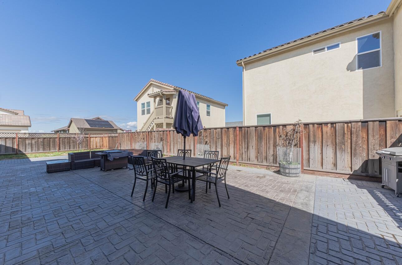 Detail Gallery Image 16 of 29 For 680 Lewis St, King City,  CA 93930 - 3 Beds | 2 Baths