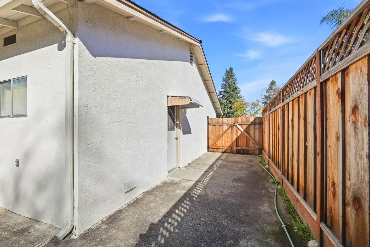 Detail Gallery Image 39 of 44 For 6227 via De Adrianna, San Jose,  CA 95120 - 3 Beds | 2 Baths