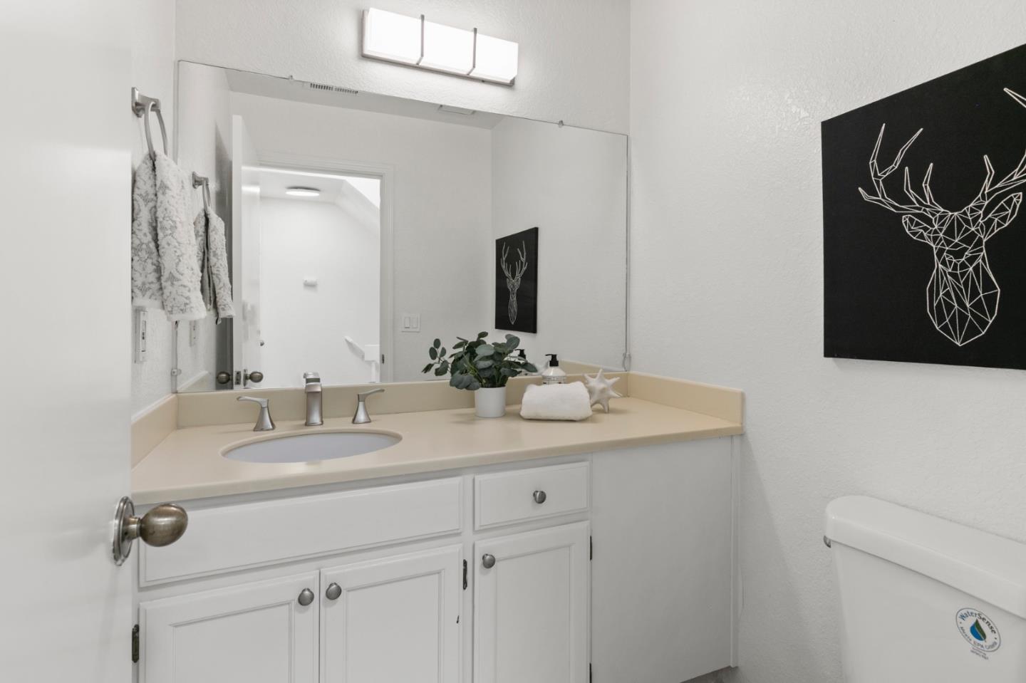 Detail Gallery Image 12 of 29 For 975 Belmont Ter #2,  Sunnyvale,  CA 94086 - 2 Beds | 2/1 Baths