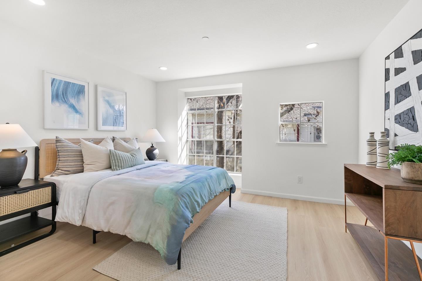 Detail Gallery Image 14 of 29 For 975 Belmont Ter #2,  Sunnyvale,  CA 94086 - 2 Beds | 2/1 Baths