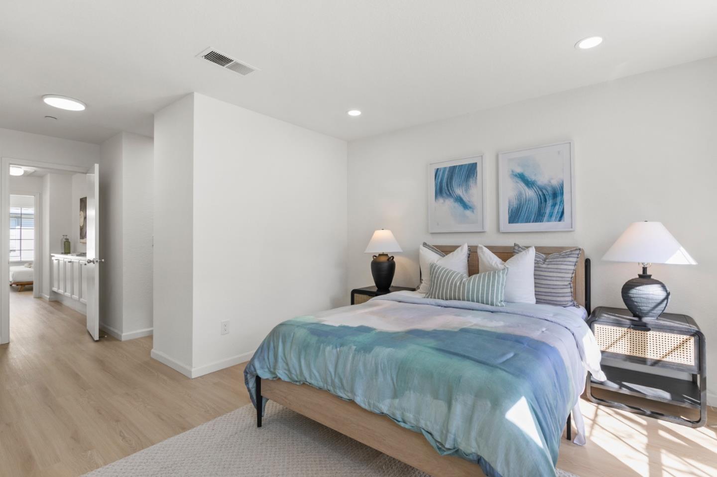 Detail Gallery Image 15 of 29 For 975 Belmont Ter #2,  Sunnyvale,  CA 94086 - 2 Beds | 2/1 Baths