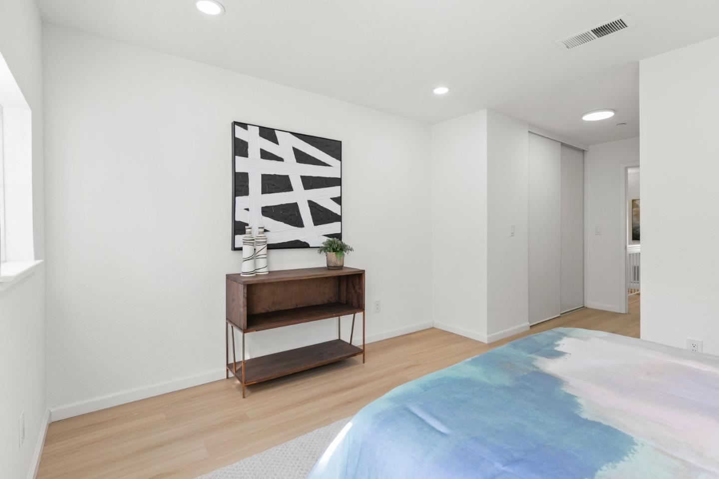 Detail Gallery Image 16 of 29 For 975 Belmont Ter #2,  Sunnyvale,  CA 94086 - 2 Beds | 2/1 Baths