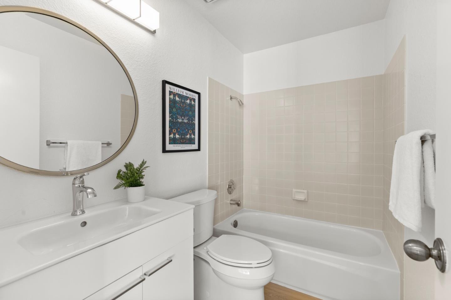 Detail Gallery Image 21 of 29 For 975 Belmont Ter #2,  Sunnyvale,  CA 94086 - 2 Beds | 2/1 Baths