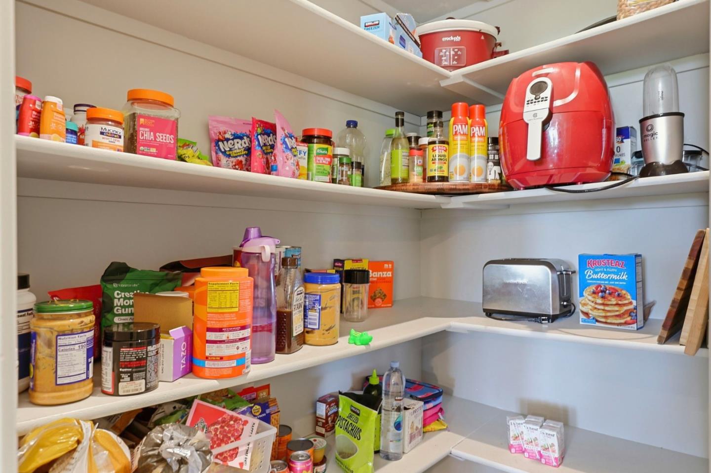 Detail Gallery Image 14 of 55 For 83 San Antonio St, San Juan Bautista,  CA 95045 - 4 Beds | 2 Baths