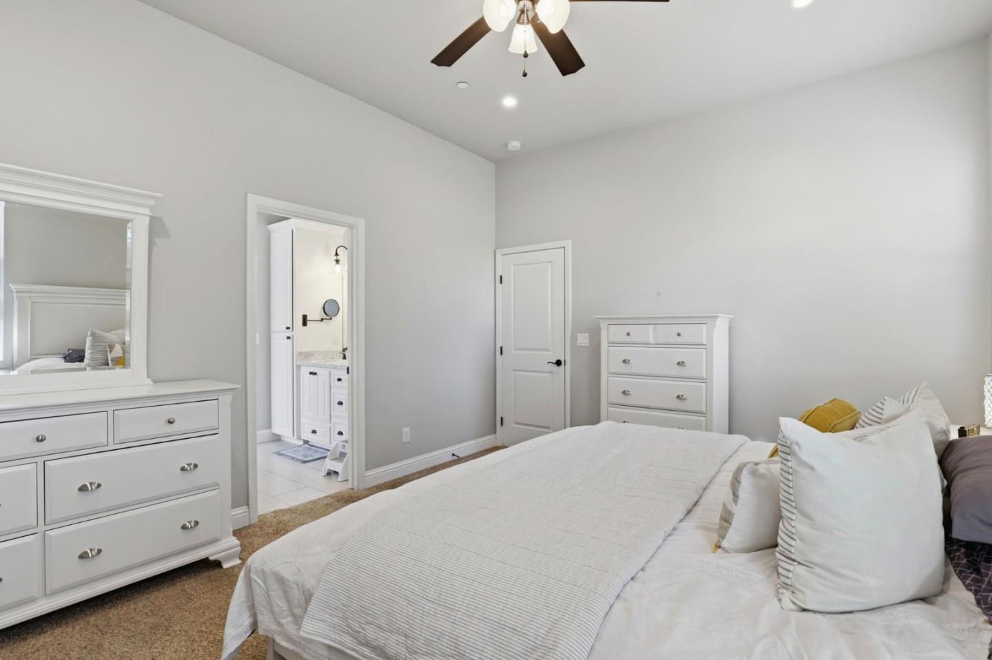 Detail Gallery Image 24 of 55 For 83 San Antonio St, San Juan Bautista,  CA 95045 - 4 Beds | 2 Baths