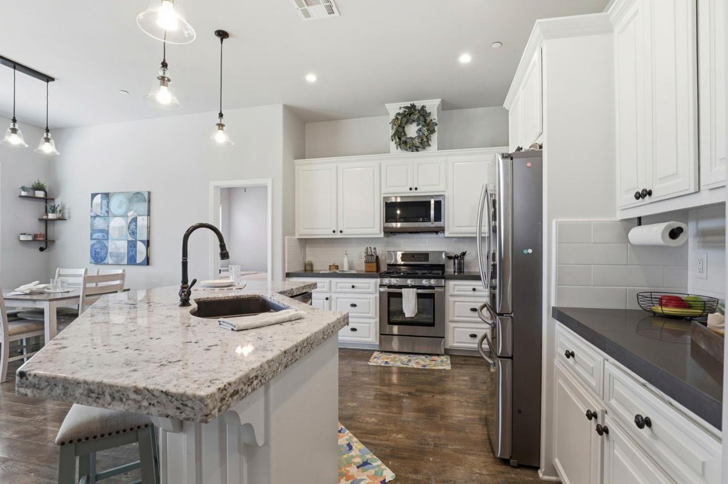 Detail Gallery Image 9 of 55 For 83 San Antonio St, San Juan Bautista,  CA 95045 - 4 Beds | 2 Baths