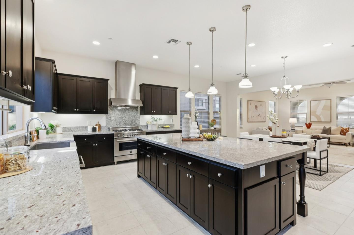 Detail Gallery Image 14 of 85 For 1452 Cottlestone Ct, San Jose,  CA 95121 - 5 Beds | 4 Baths