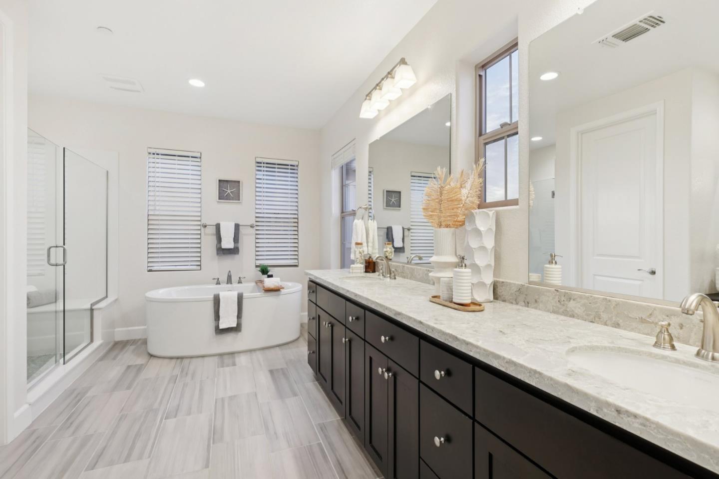 Detail Gallery Image 23 of 85 For 1452 Cottlestone Ct, San Jose,  CA 95121 - 5 Beds | 4 Baths