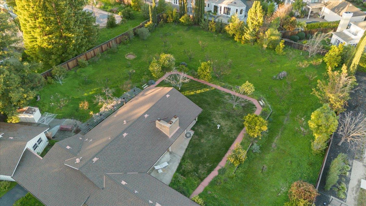 Detail Gallery Image 37 of 41 For 393 Covington Rd, Los Altos,  CA 94024 - 3 Beds | 2 Baths