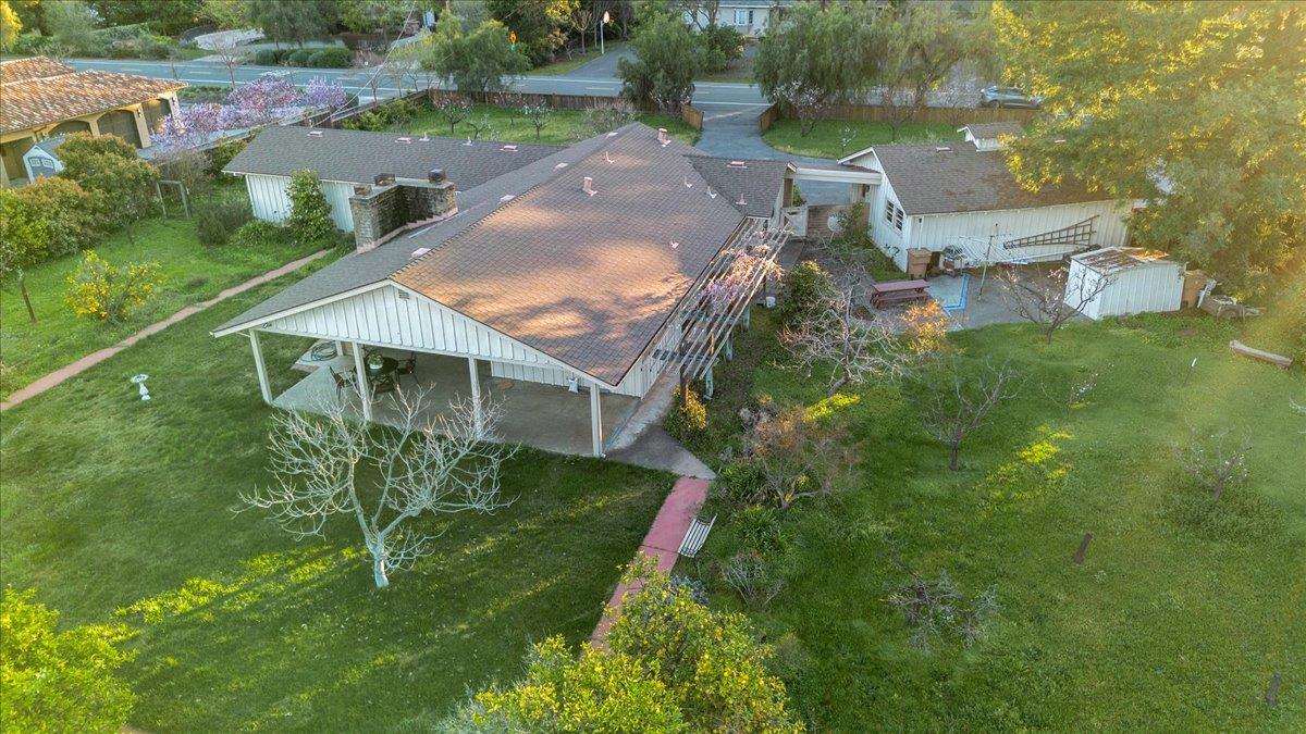 Detail Gallery Image 39 of 41 For 393 Covington Rd, Los Altos,  CA 94024 - 3 Beds | 2 Baths