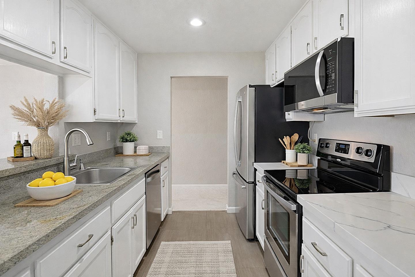 Detail Gallery Image 9 of 33 For 39843 Cedar Blvd #227,  Newark,  CA 94560 - 2 Beds | 2 Baths