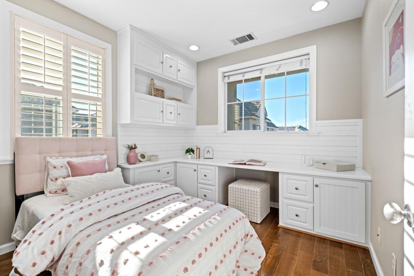 Detail Gallery Image 35 of 61 For 1117 Rock Ave, San Jose,  CA 95131 - 3 Beds | 2/1 Baths