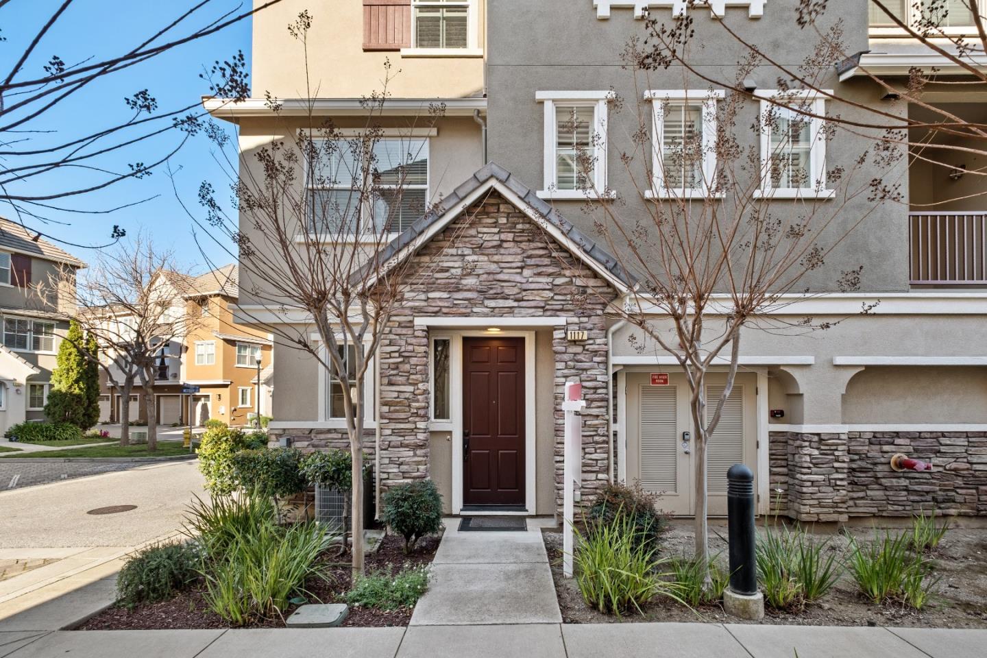 Detail Gallery Image 42 of 61 For 1117 Rock Ave, San Jose,  CA 95131 - 3 Beds | 2/1 Baths