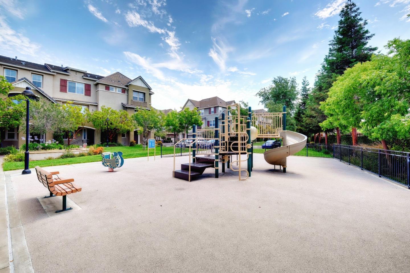 Detail Gallery Image 47 of 61 For 1117 Rock Ave, San Jose,  CA 95131 - 3 Beds | 2/1 Baths