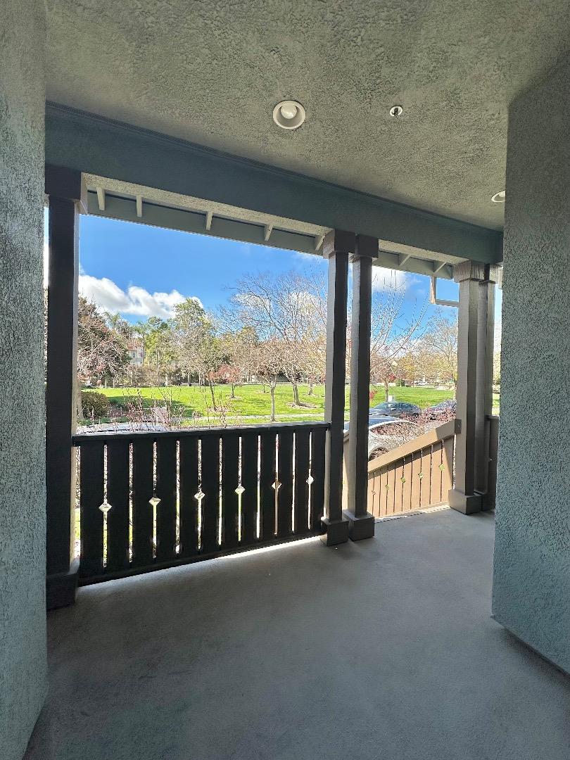 Detail Gallery Image 3 of 27 For 1343 Wayne Way, San Mateo,  CA 94403 - 3 Beds | 2/1 Baths