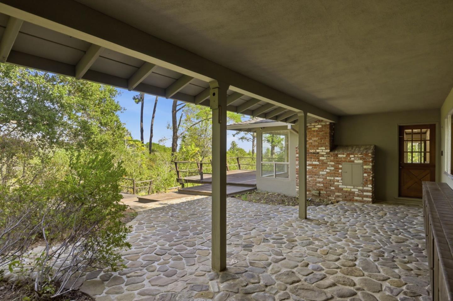 Detail Gallery Image 25 of 32 For 285 Golden Oak Dr, Portola Valley,  CA 94028 - 3 Beds | 2 Baths