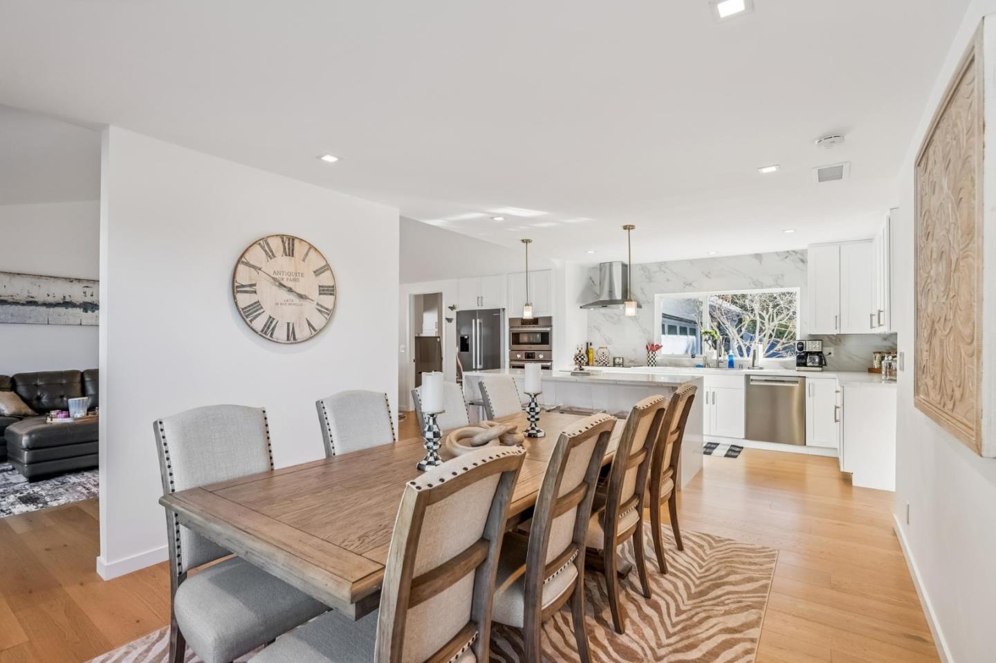 Detail Gallery Image 23 of 46 For 2620 Summit Dr, Burlingame,  CA 94010 - 4 Beds | 3/1 Baths