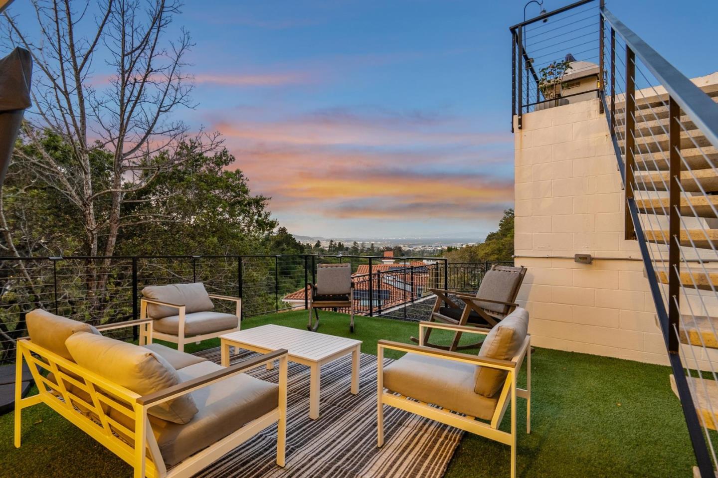 Detail Gallery Image 45 of 46 For 2620 Summit Dr, Burlingame,  CA 94010 - 4 Beds | 3/1 Baths