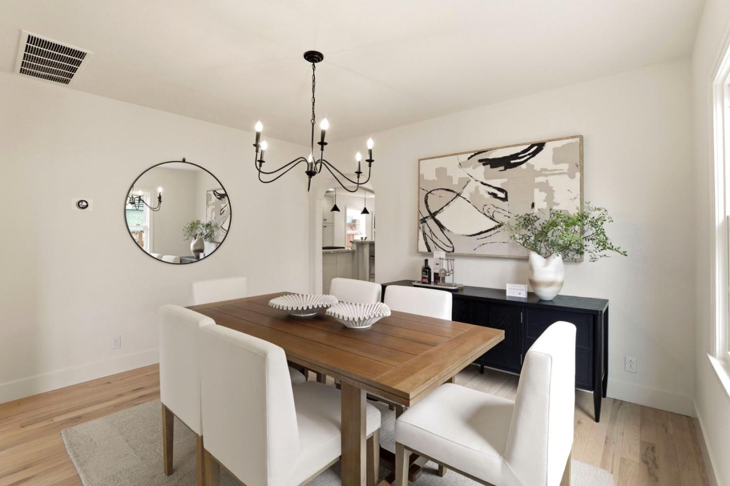 Detail Gallery Image 10 of 35 For 1440 Howard Ave, San Carlos,  CA 94070 - 3 Beds | 2/1 Baths