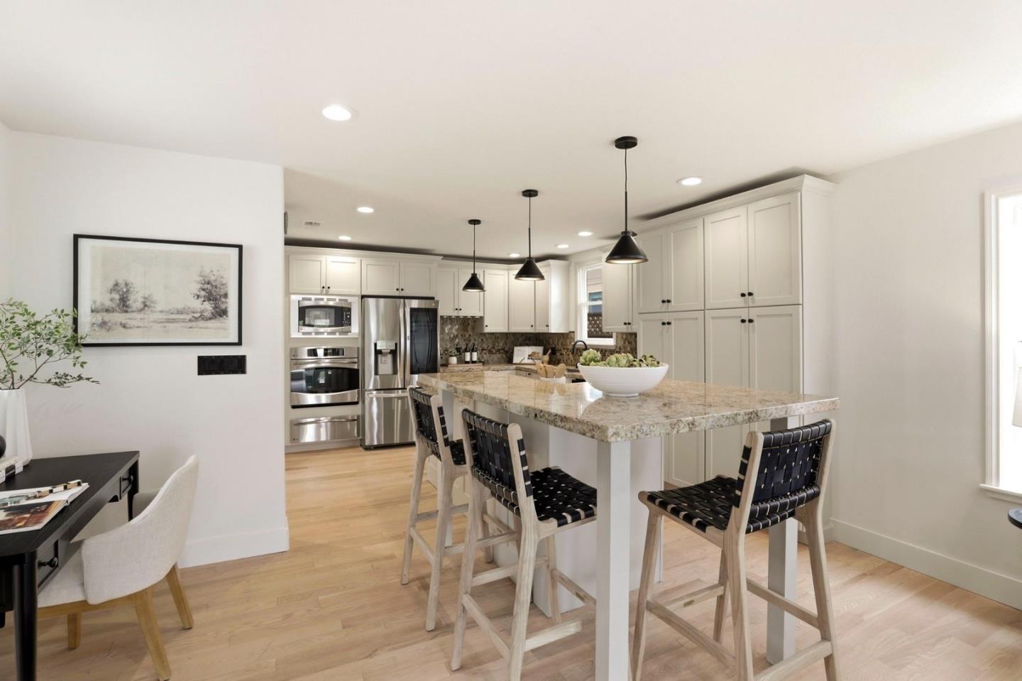 Detail Gallery Image 13 of 35 For 1440 Howard Ave, San Carlos,  CA 94070 - 3 Beds | 2/1 Baths