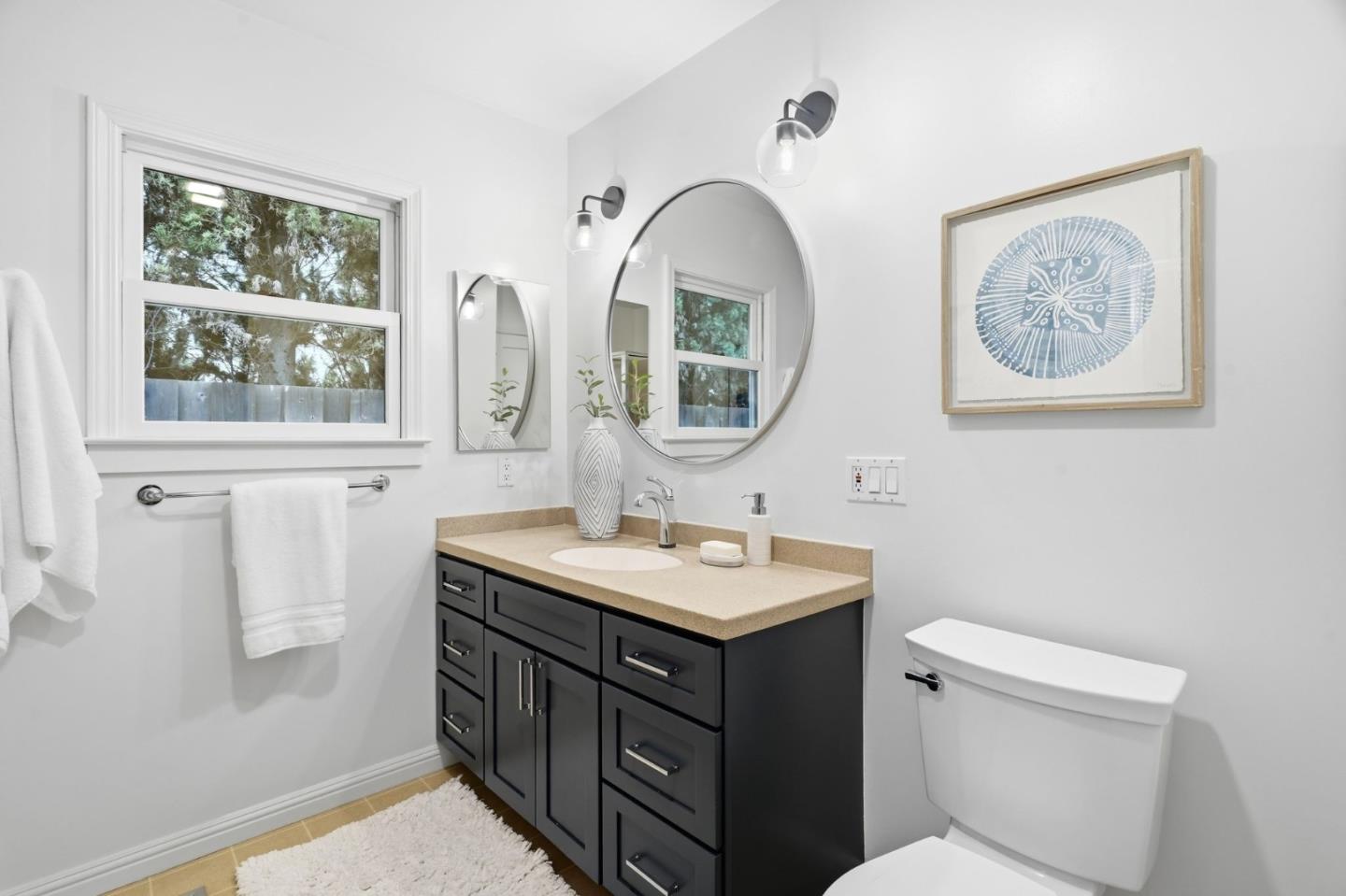 Detail Gallery Image 16 of 31 For 2703 South Ct, Palo Alto,  CA 94306 - 3 Beds | 2 Baths