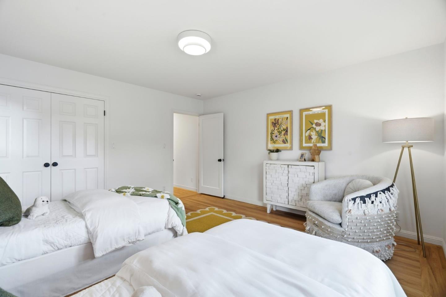 Detail Gallery Image 23 of 31 For 2703 South Ct, Palo Alto,  CA 94306 - 3 Beds | 2 Baths